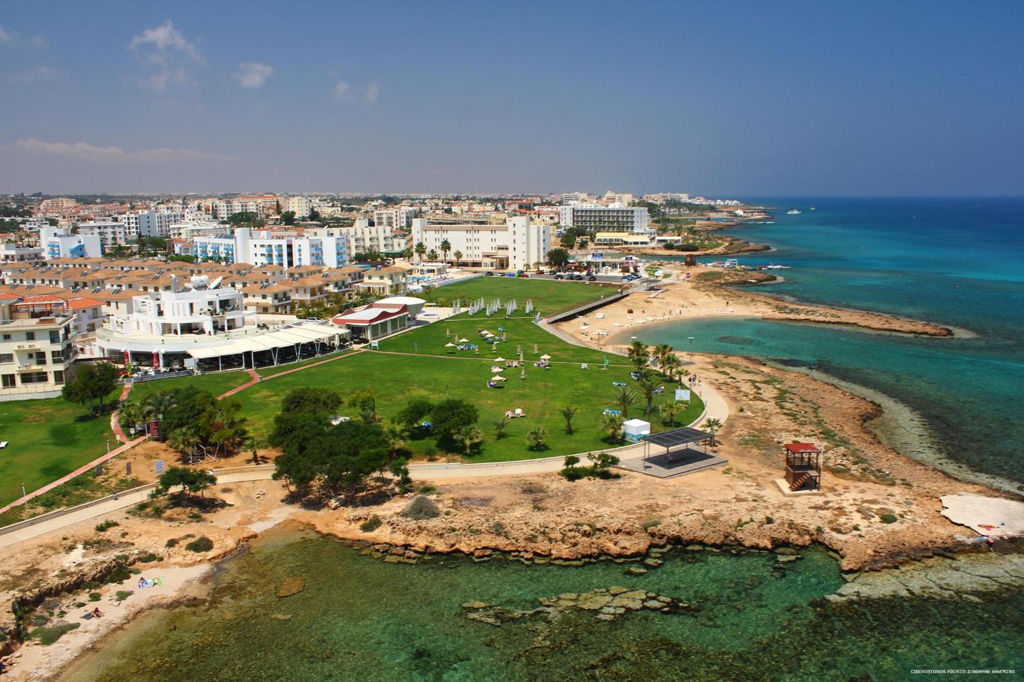 Polyxenia Isaak Luxury Villas And Apartments Protaras Luaran gambar