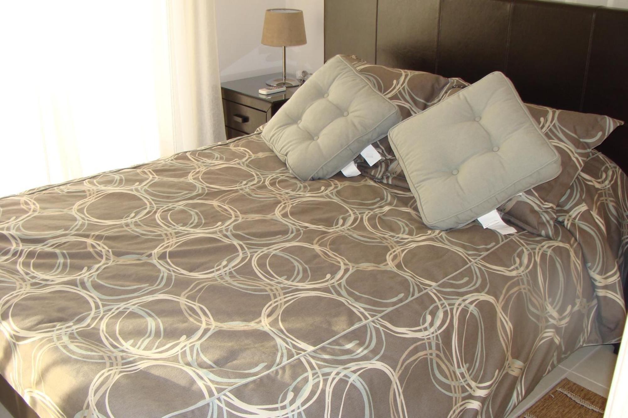 Polyxenia Isaak Luxury Villas And Apartments Protaras Bilik gambar