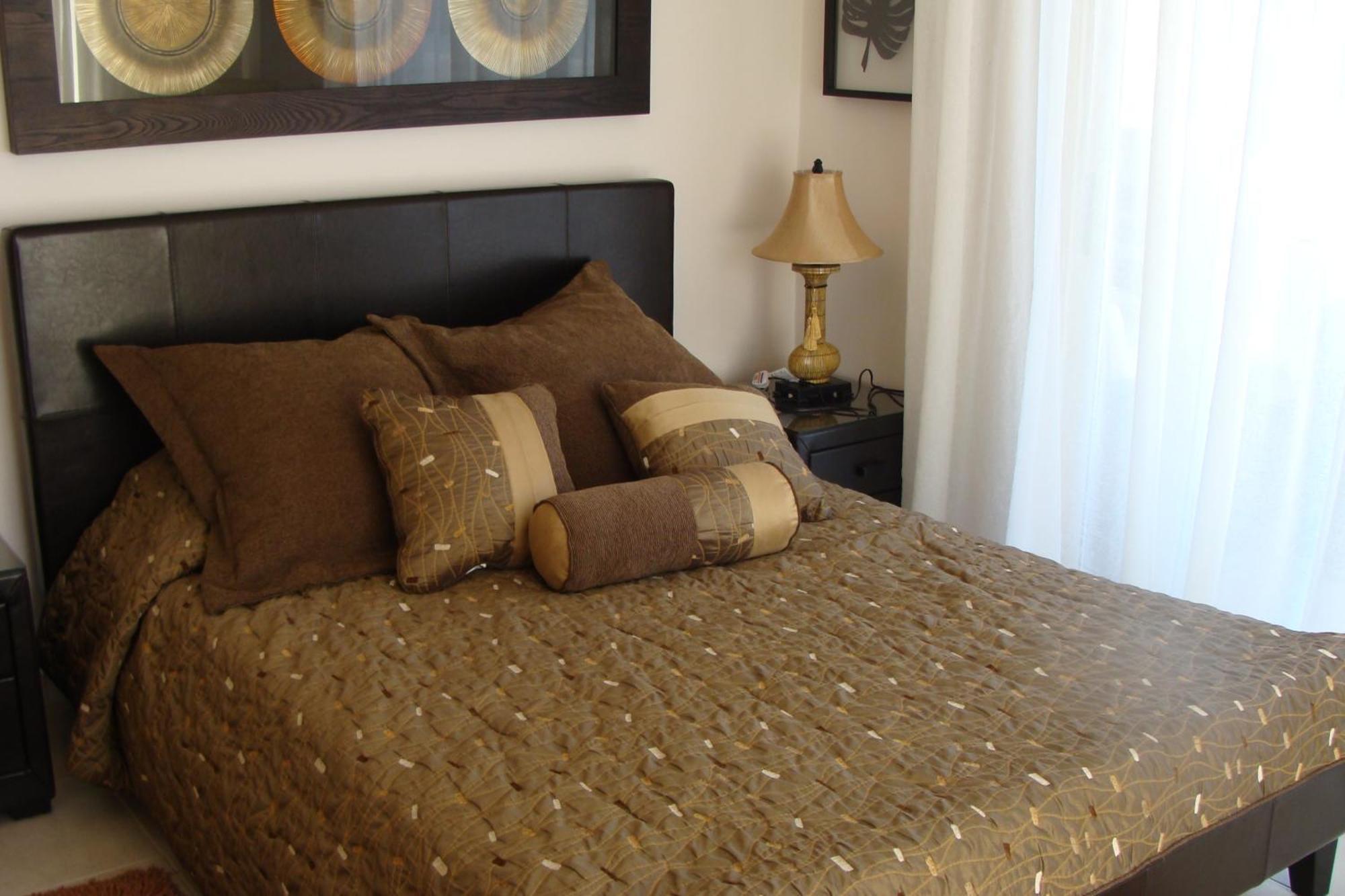 Polyxenia Isaak Luxury Villas And Apartments Protaras Bilik gambar