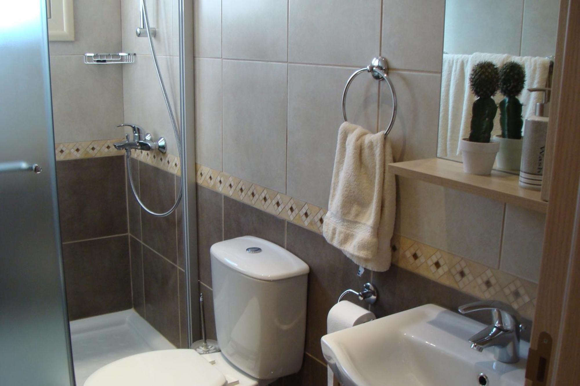Polyxenia Isaak Luxury Villas And Apartments Protaras Bilik gambar