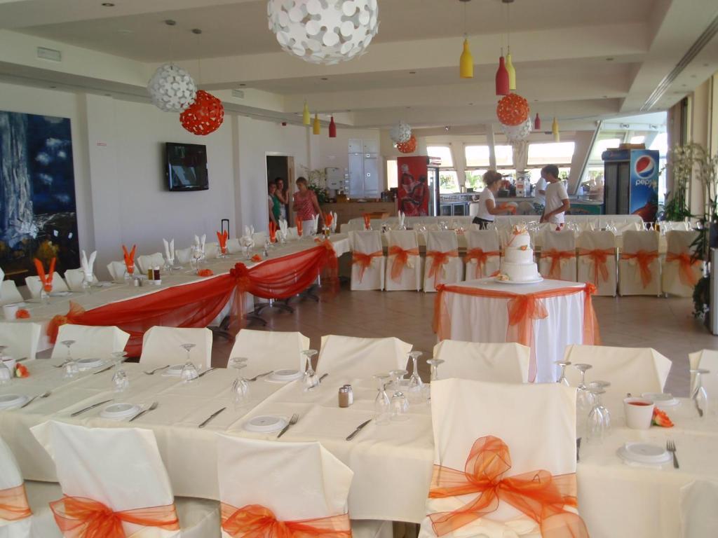Polyxenia Isaak Luxury Villas And Apartments Protaras Luaran gambar