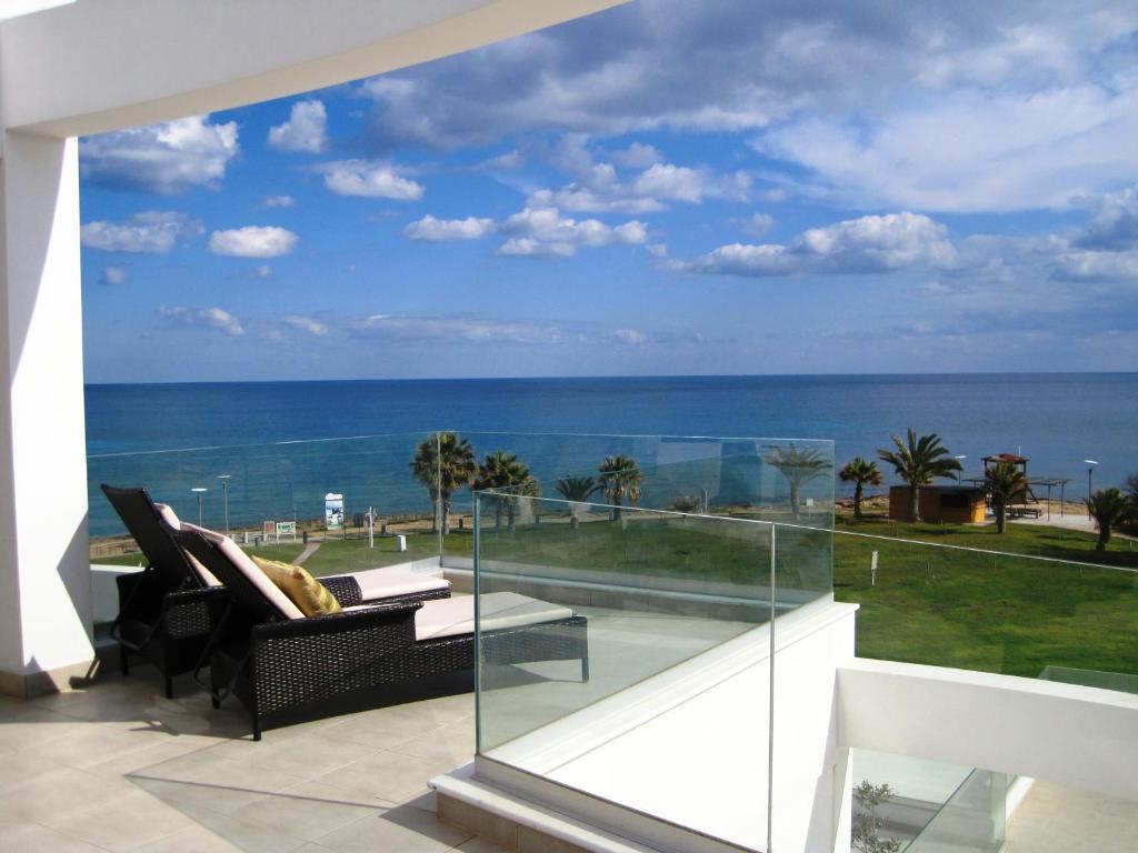 Polyxenia Isaak Luxury Villas And Apartments Protaras Luaran gambar